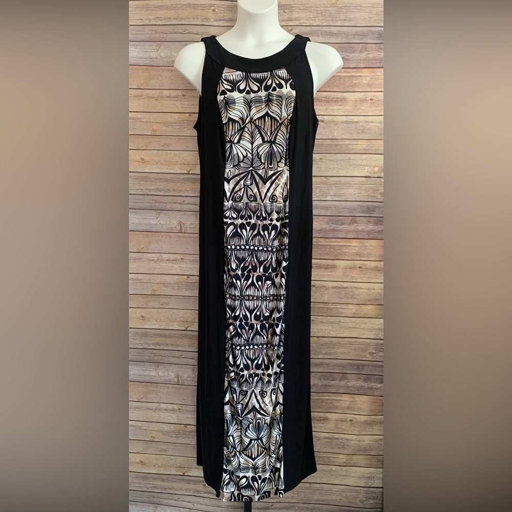 Elegant Black and Cream Patterned Maxi Dress